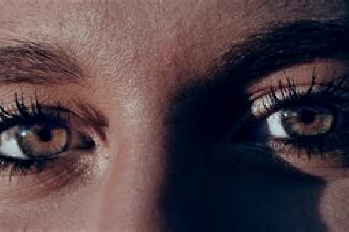 Elizabeth, 29, a black hazel-eyed ebony companion based in Kyazanga. Offering Tantra, Roleplay. Available for incall and outcall, day and evening dates.