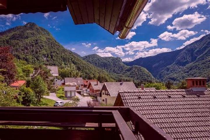 Elizabeth, 29 — Escort in Bohinjska Bela, Slovenia