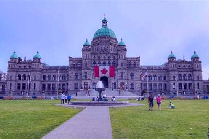 Elizabeth, 29 — Escort in Capitol Hill, Canada