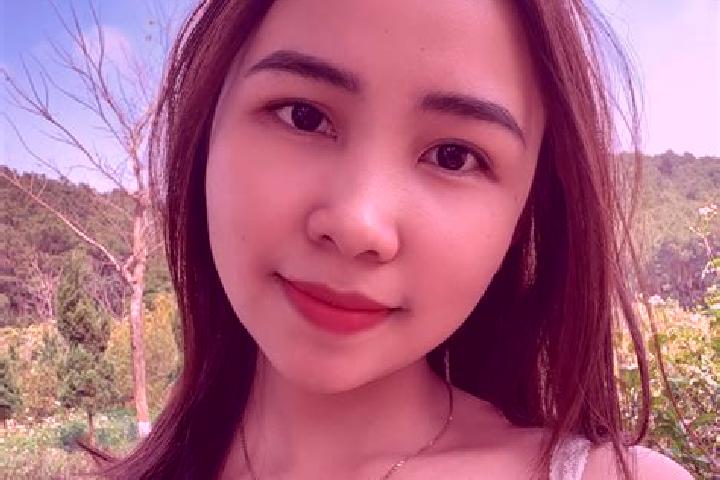 Elizabeth, 29 — Escort in Duyen Hai, Vietnam