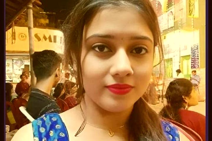 Elizabeth, 29 — Escort in Fatehpur Chaurasi, India