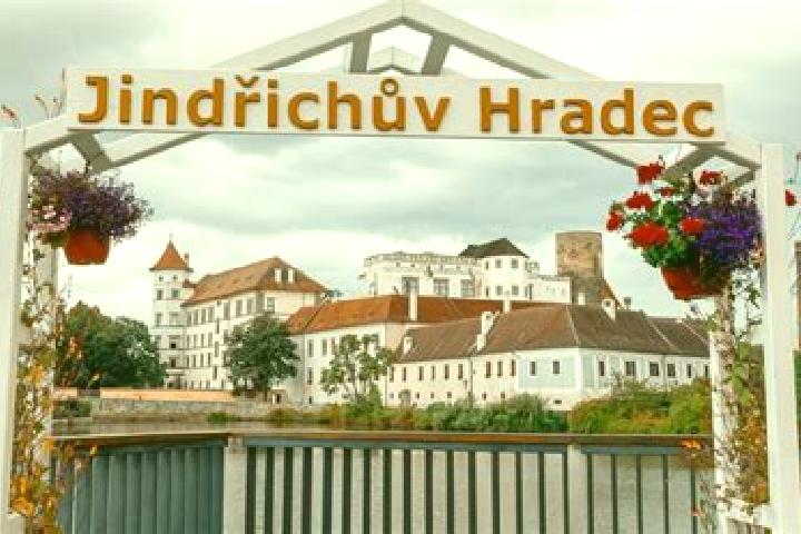 Elizabeth, 29 — Escort in Jindrichuv Hradec, Czech Republic