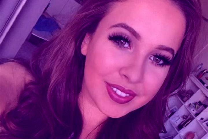 Elizabeth, 30, a brunette grey-eyed mixed companion based in Mohyliv. Offering Massage, Dinner Date. Available for incall and outcall, day and evening dates.
