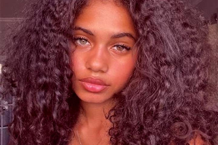 Elizabeth, 30, a chestnut blue-eyed ebony companion based in Awlad Saqr. Offering GFE, Massage, CIM, Girlfriend Experience. Available for incall and outcall,...