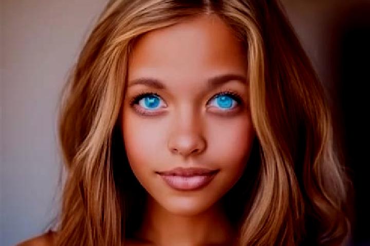Elizabeth, 30, a chestnut blue-eyed mixed companion based in Grijpskerk. Offering 69, A-Level. Available for incall and outcall, day and evening dates.