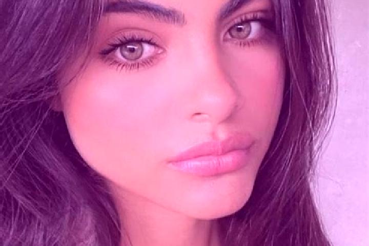 Elizabeth, 30, a red green-eyed middle eastern companion based in Nova Colinas. Offering Dinner Date, Deep French Kissing, Party Girl. Available for incall a...