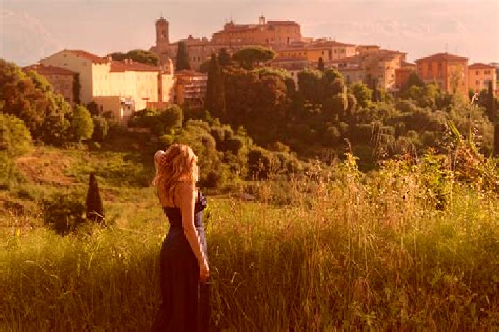 Elizabeth, 30 — Escort in Casciana Terme, Italy