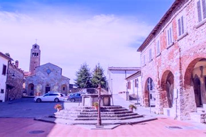 Elizabeth, 30 — Escort in Civitella in Val di Chiana, Italy
