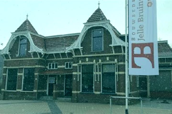 Elizabeth, 30 — Escort in Menaam, Netherlands