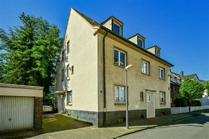 Elizabeth, 30 — Escort in Offenau, Germany