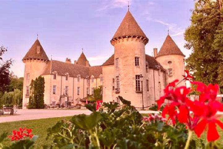 Elizabeth, 30 — Escort in Savigny-en-Sancerre, France