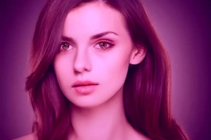 Elizabeth, 31, a auburn amber-eyed caucasian companion based in Wera. Offering OWO, Roleplay, Massage. Available for incall and outcall, overnight bookings a...