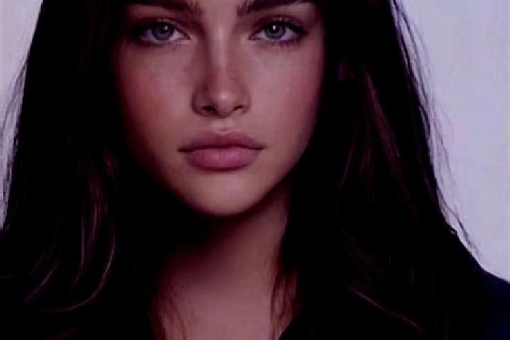 Elizabeth, 31, a brunette blue-eyed european companion based in Pietranera. Offering Duos, Fetish, Travel Companion. Available for incall and outcall, day an...