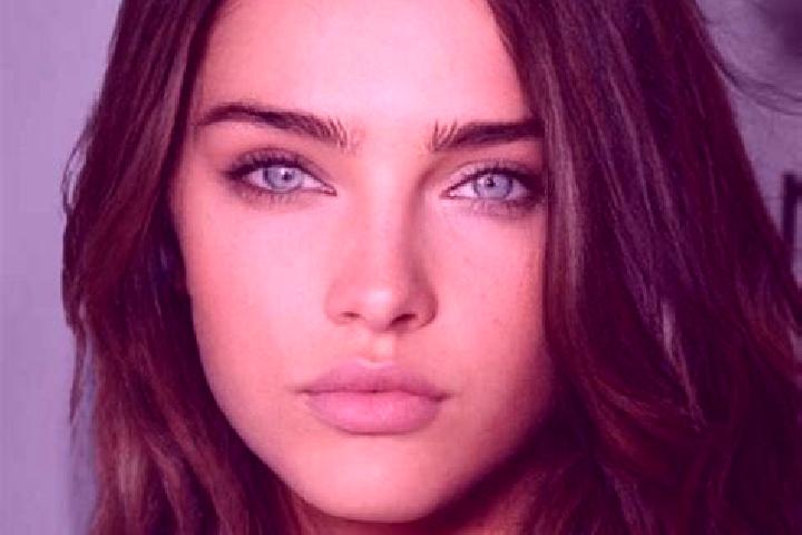 Elizabeth, 31, a brunette dark-eyed mixed companion based in Ouaoula. Offering BDSM, Duos, OWO, Deep French Kissing, Party Girl. Available for incall and out...
