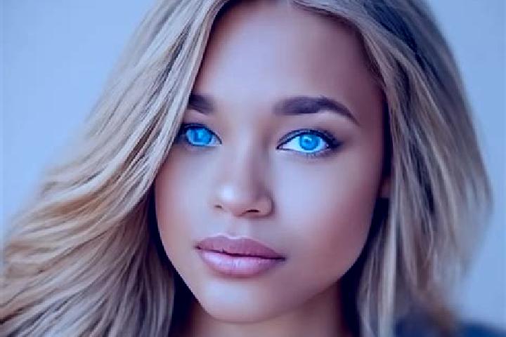 Elizabeth, 31, a chestnut blue-eyed latina companion based in Pilsting. Offering Duos, Massage, A-Level. Available for incall and outcall, overnight bookings...