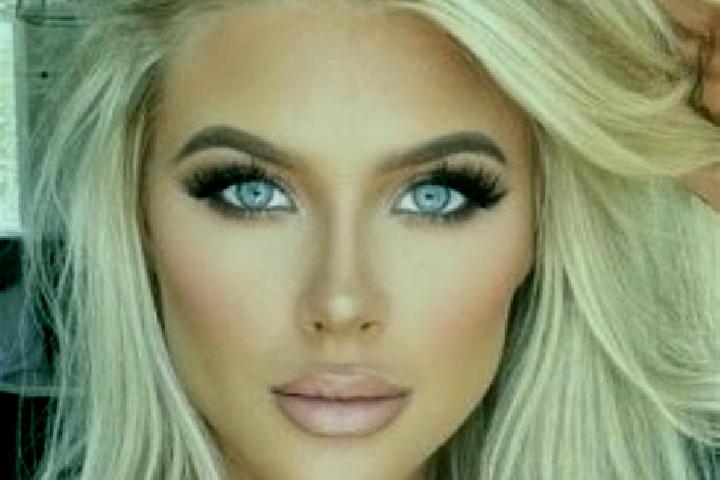 Elizabeth, 31, a platinum blonde amber-eyed indian companion based in McClellan Park. Offering Domination, 69, Deep French Kissing. Available for incall and ...