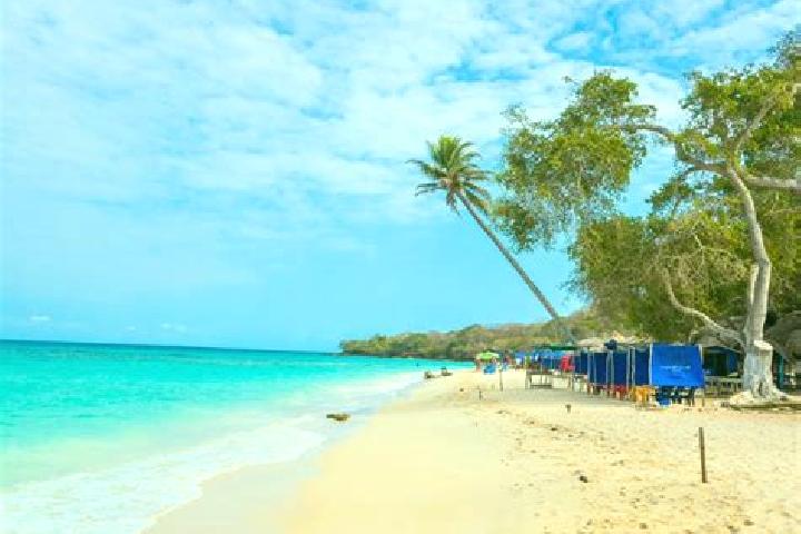 Elizabeth, 31, a red blue-eyed caribbean companion based in Baru Mic. Offering GFE, Fetish, OWO, Domination. Available for incall and outcall, day and evenin...