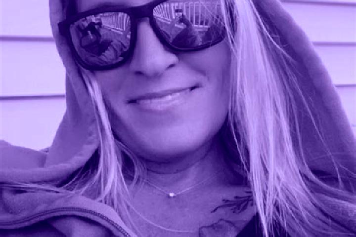 Elizabeth, 31 — Escort in Clarkfield, United States
