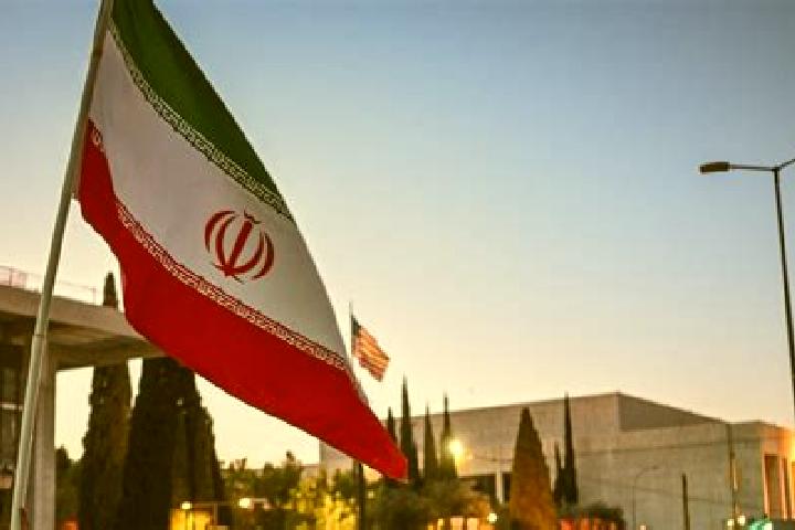 Elizabeth, 31 — Escort in Pozm-e Tiab, Iran