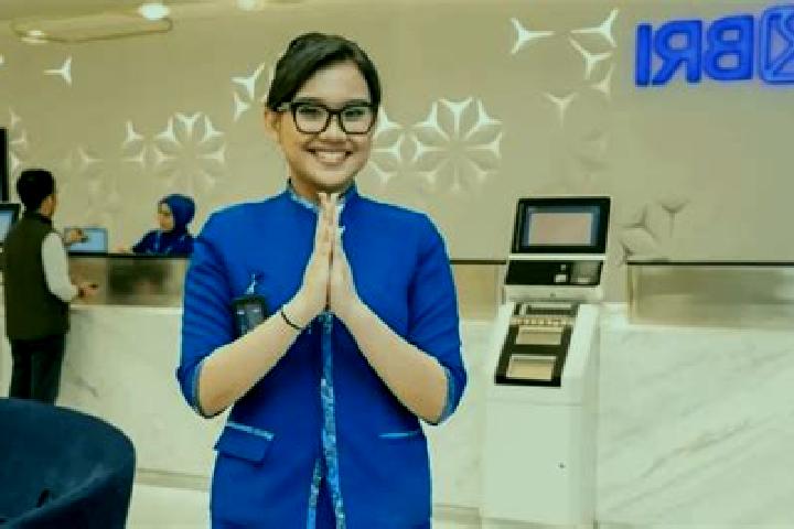 Elizabeth, 31 — Escort in Sukawening, Indonesia