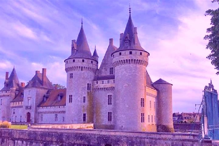 Elizabeth, 31 — Escort in Tracy-sur-Loire, France
