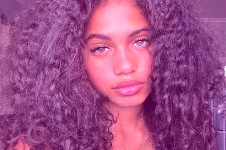 Elizabeth, 32, a red blue-eyed ebony companion based in Huesa. Offering CIM, Girlfriend Experience, Dinner Date. Available for incall and outcall, overnight ...