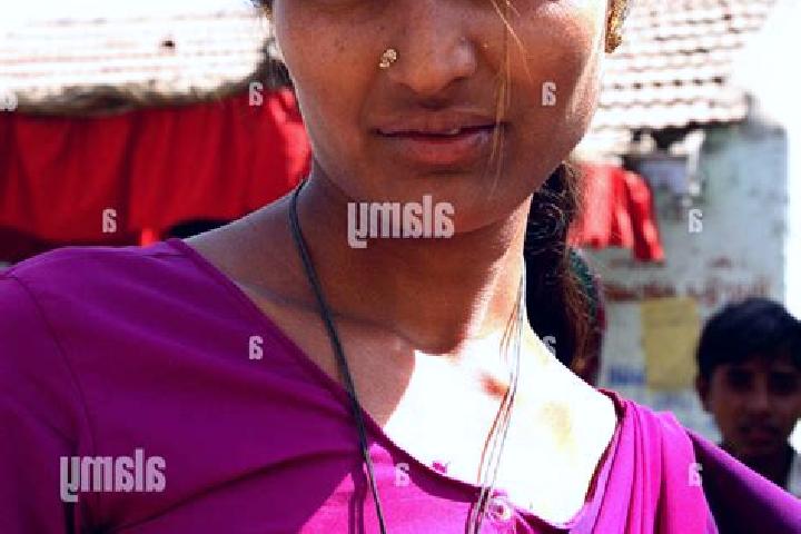 Elizabeth, 32, a red blue-eyed indian companion based in Khatiguda. Offering Travel Companion, A-Level, Party Girl, Girlfriend Experience. Available for inca...