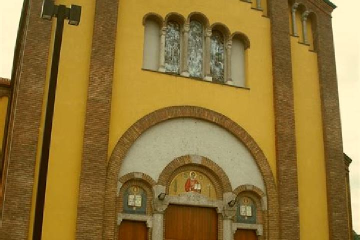 Elizabeth, 32 — Escort in Castello di Brianza, Italy