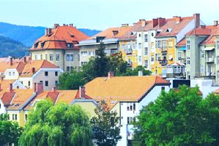 Elizabeth, 32 — Escort in Cezarji, Slovenia