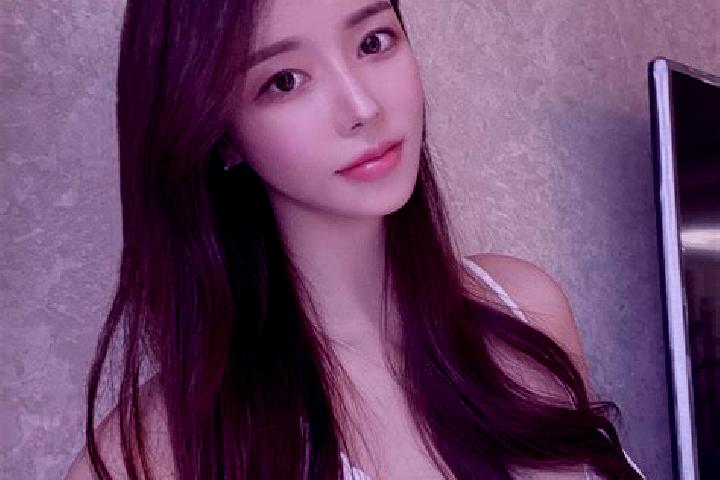 Elizabeth, 32 — Escort in Jingtou, China