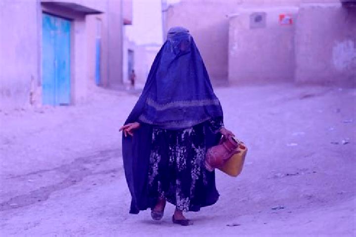 Elizabeth, 32 — Escort in Qal ah-ye Shahi, Afghanistan