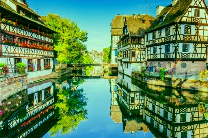 Elizabeth, 32 — Escort in Sonzay, France