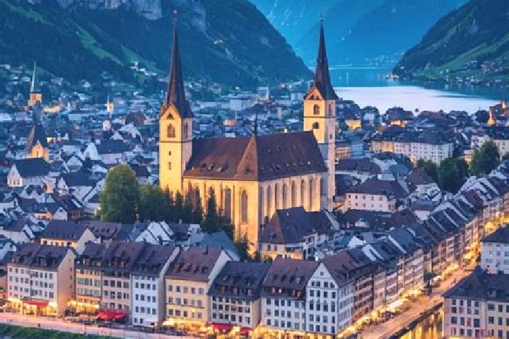 Elizabeth, 32 — Escort in Zwingen, Switzerland