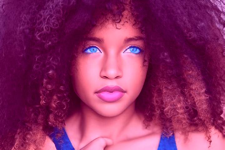 Elizabeth, 33, a black blue-eyed mixed companion based in Dauriya. Offering Couples, BDSM, Duos, OWO. Available for incall and outcall, day and evening dates.