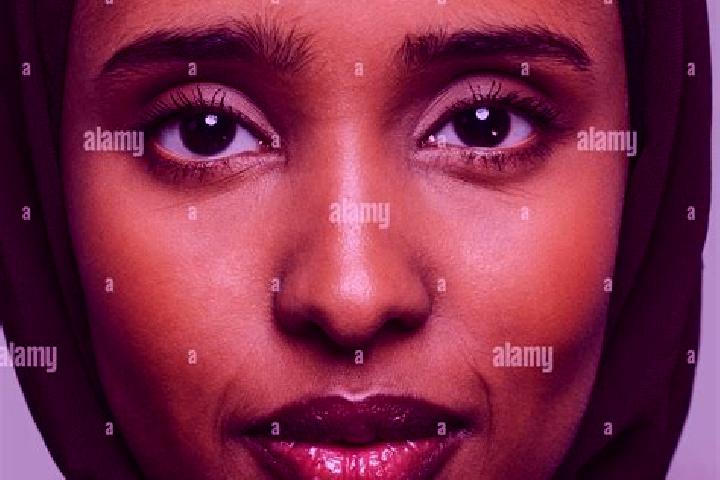 Elizabeth, 33, a black brown-eyed middle eastern companion based in Airasca. Offering Domination, Duos, Fetish, Deep French Kissing, Prostate Massage. Availa...