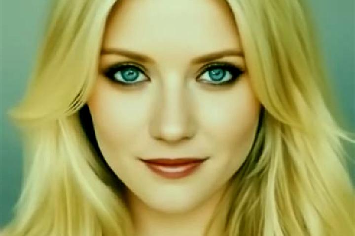 Elizabeth, 33, a blonde amber-eyed mixed companion based in Piedade. Offering Tantra, CIM, GFE, A-Level. Available for incall and outcall, day and evening da...