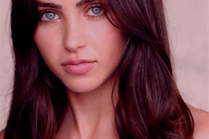Elizabeth, 33, a brunette amber-eyed european companion based in Galliano. Offering Prostate Massage, CIM, 69, Duos. Available for incall and outcall, overni...