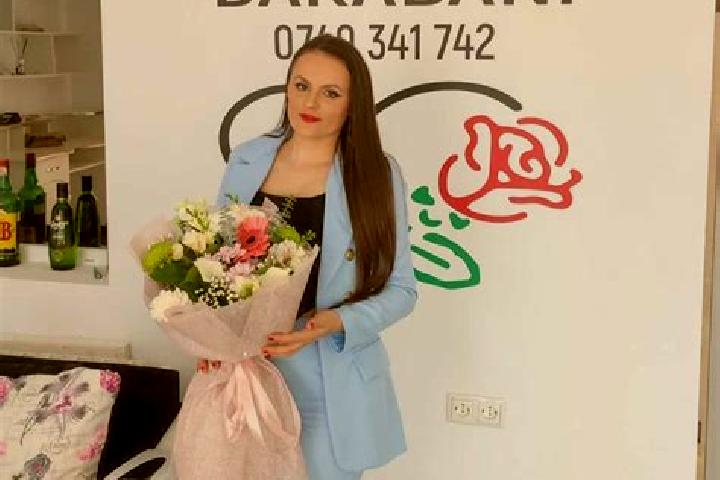 Elizabeth, 33 — Escort in Darabani, Romania