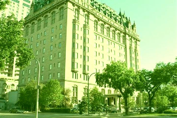Elizabeth, 33 — Escort in Fort Garry South, Canada