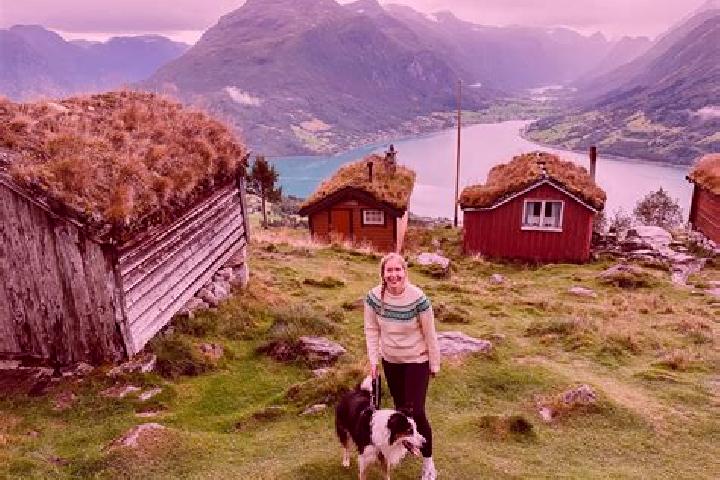 Elizabeth, 33 — Escort in Karasjohka, Norway
