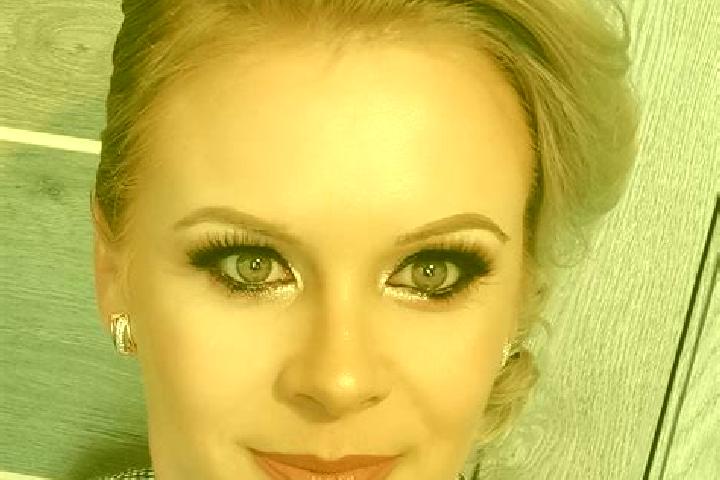Elizabeth, 33 — Escort in Mara, Romania