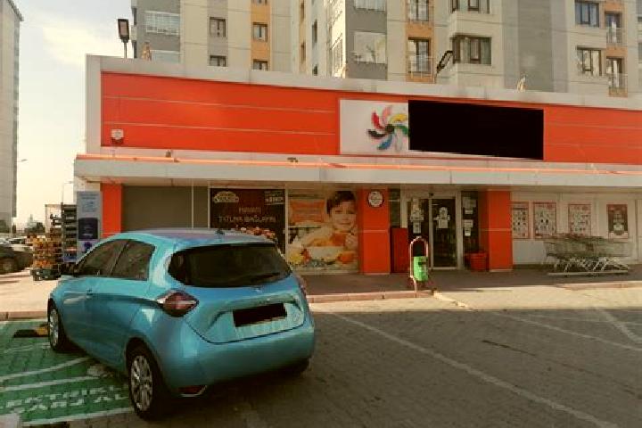 Elizabeth, 33 — Escort in Melikgazi, Turkey