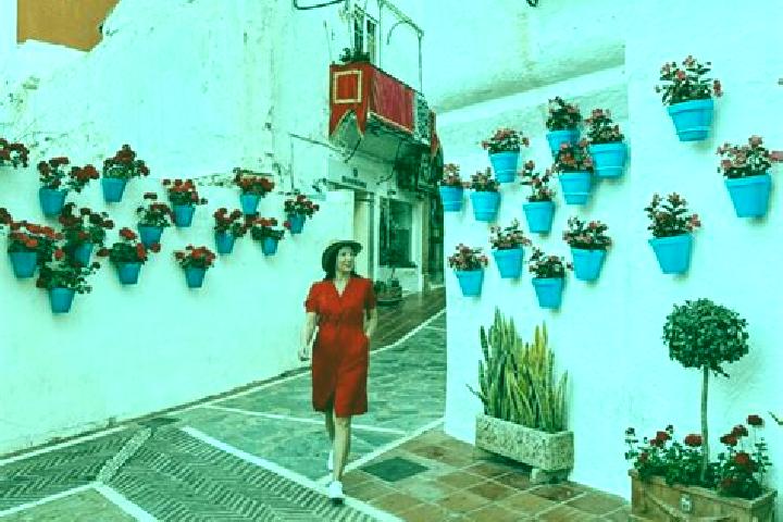 Elizabeth, 33 — Escort in San Juan del Molinillo, Spain