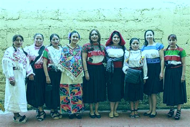 Elizabeth, 33 — Escort in Santa Maria Nutio, Mexico