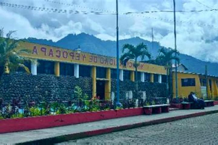 Elizabeth, 33 — Escort in Yepocapa, Guatemala