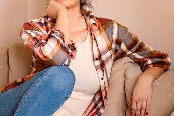 Elizabeth, 34, a auburn blue-eyed middle eastern companion based in Stokers Siding. Offering Overnight, Tantra, Roleplay. Available for incall and outcall, d...