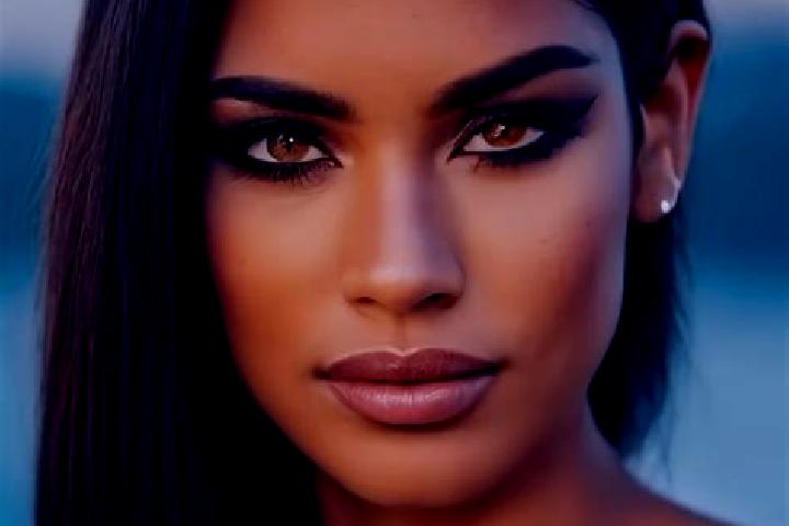Elizabeth, 34, a black amber-eyed latina companion based in Faria Lemos. Offering Prostate Massage, Overnight, Erotic Massage, BDSM. Available for incall and...