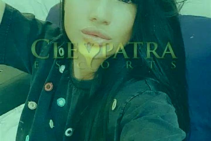 Elizabeth, 34, a black dark-eyed mediterranean companion based in Poiana Codrului. Offering Fetish, Striptease, Massage, OWO. Available for incall and outcal...