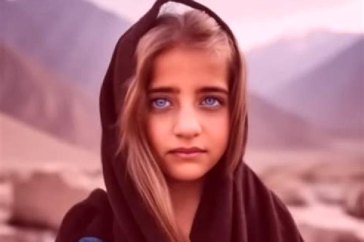 Elizabeth, 34, a blonde grey-eyed middle eastern companion based in Junshanpu. Offering OWO, Couples, CIM, Roleplay. Available for incall and outcall, overni...