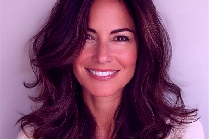 Elizabeth, 34, a brunette amber-eyed middle eastern companion based in Berlin Heights. Offering CIM, Couples, 69. Available for incall and outcall, day and e...